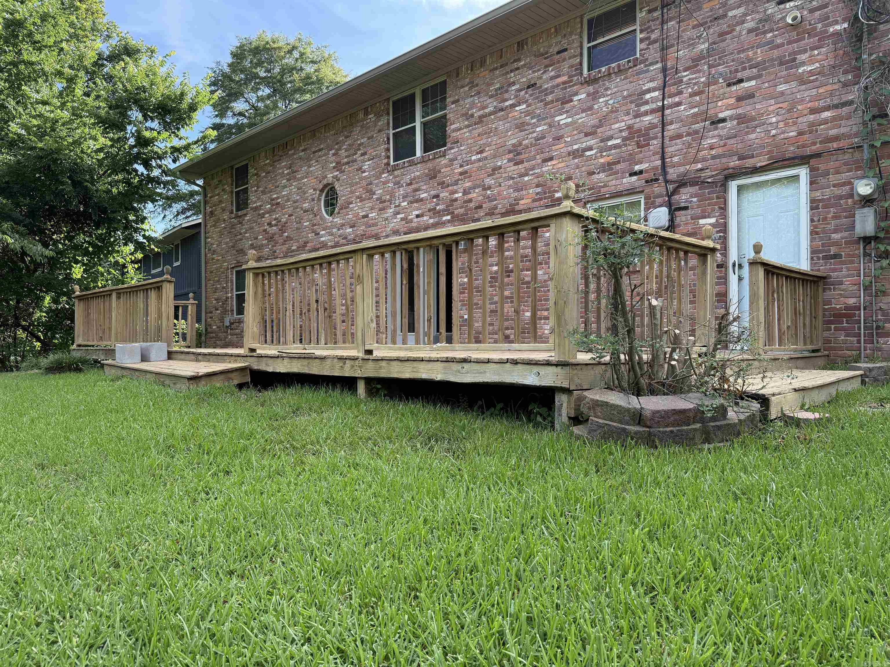 SHANNON HILLS EAST - Residential