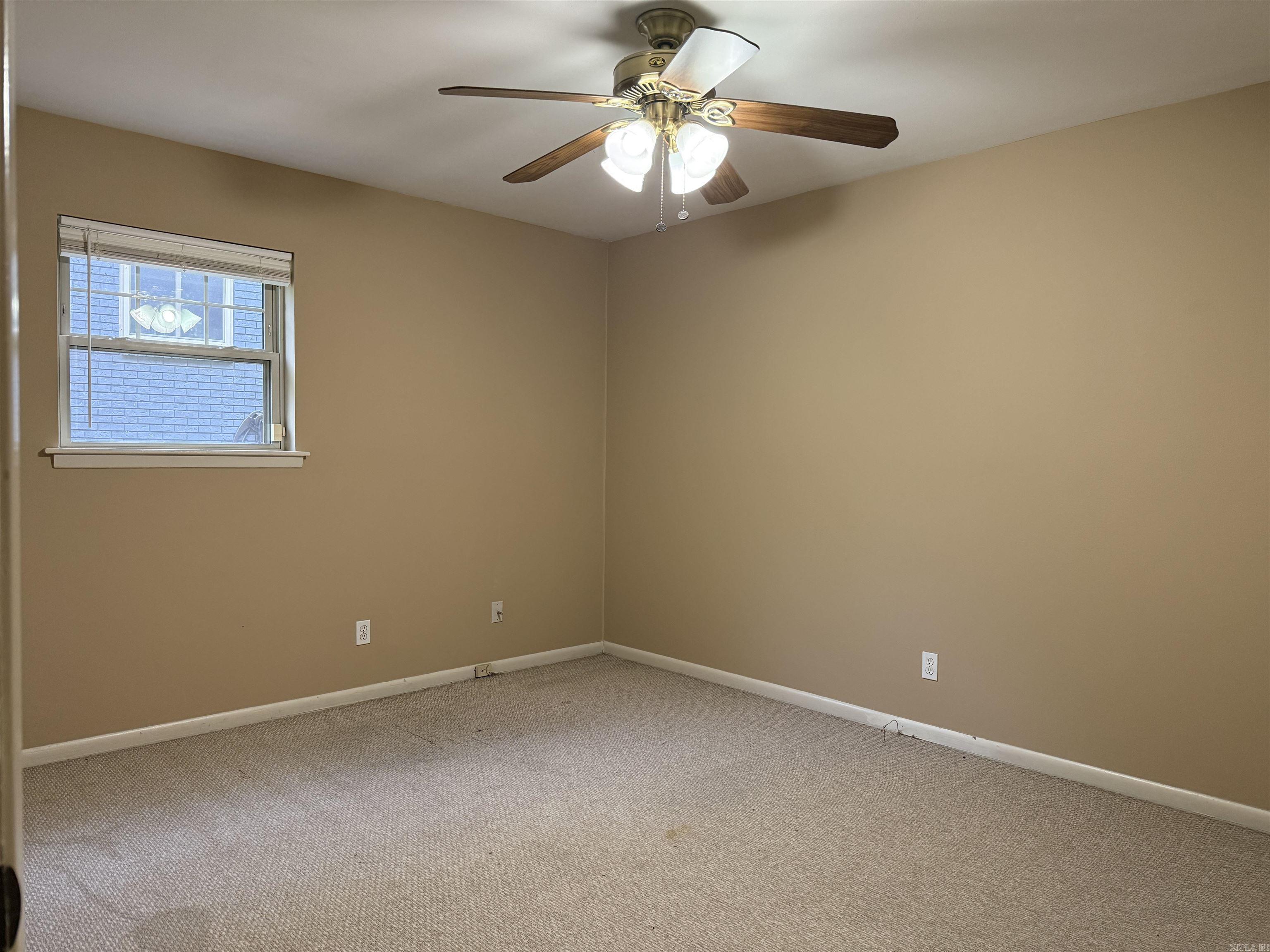 SHANNON HILLS EAST - Residential