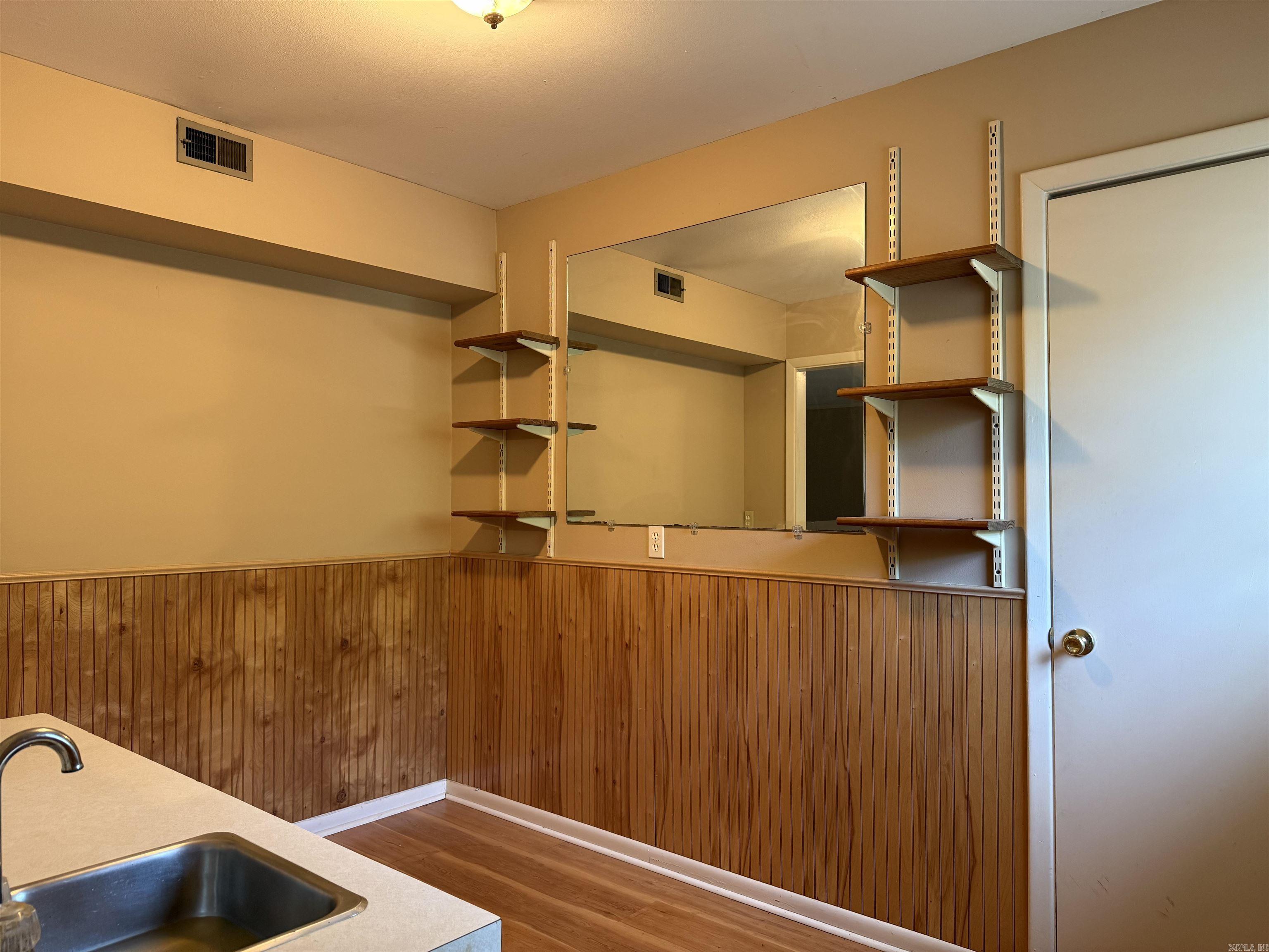 SHANNON HILLS EAST - Residential