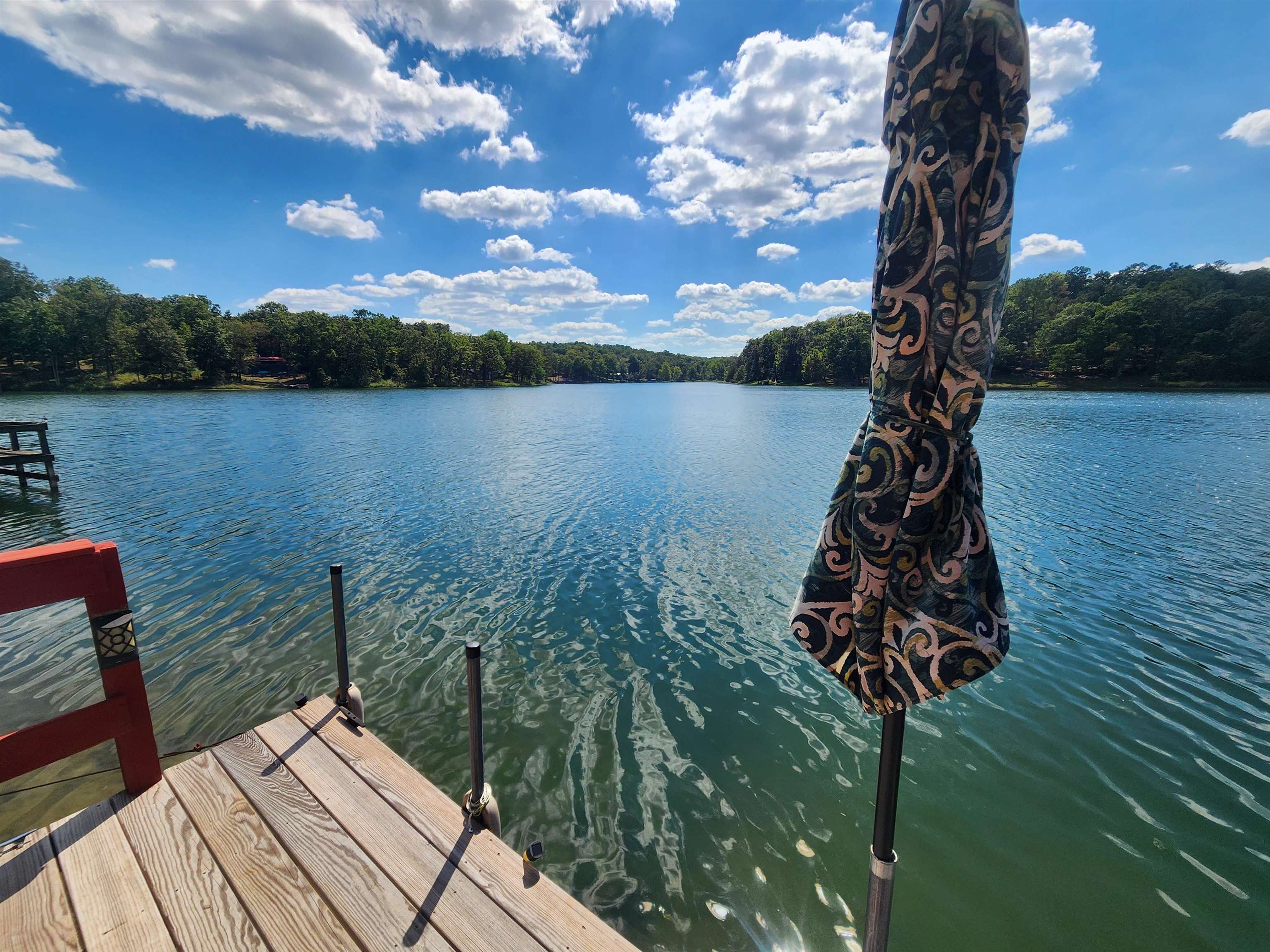 SMALL LAKE - Residential