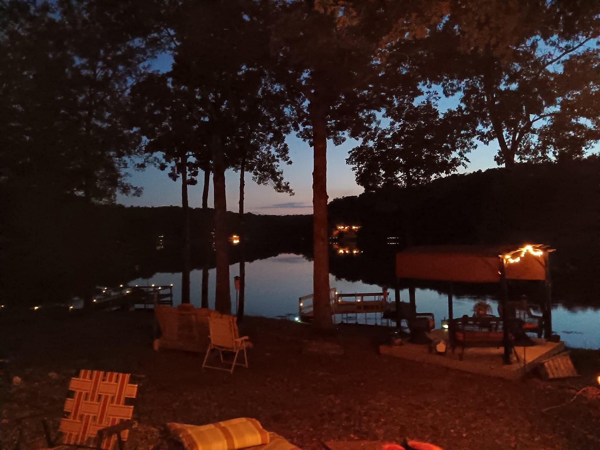 SMALL LAKE - Residential