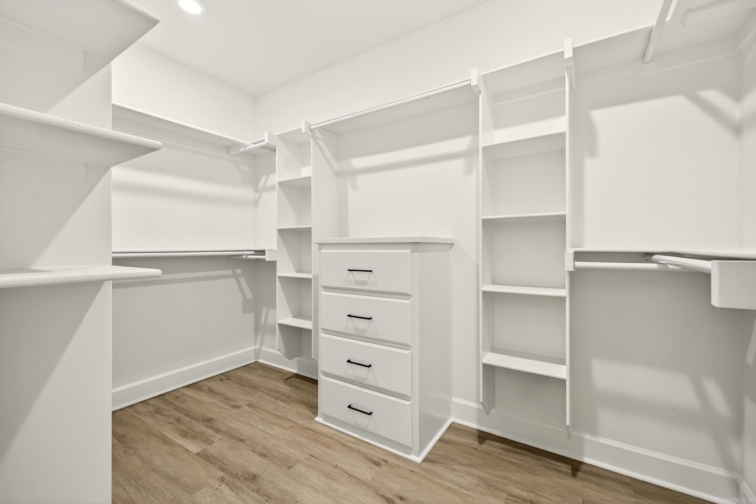 HIDDEN VALLEY ESTATES - Residential