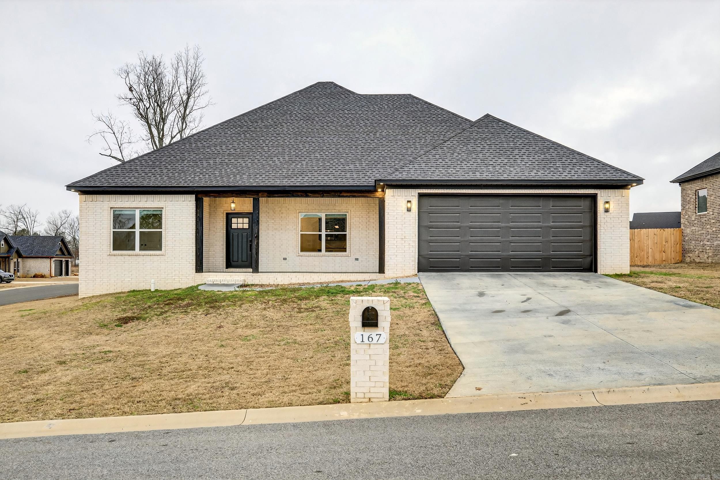 HIDDEN VALLEY ESTATES - Residential