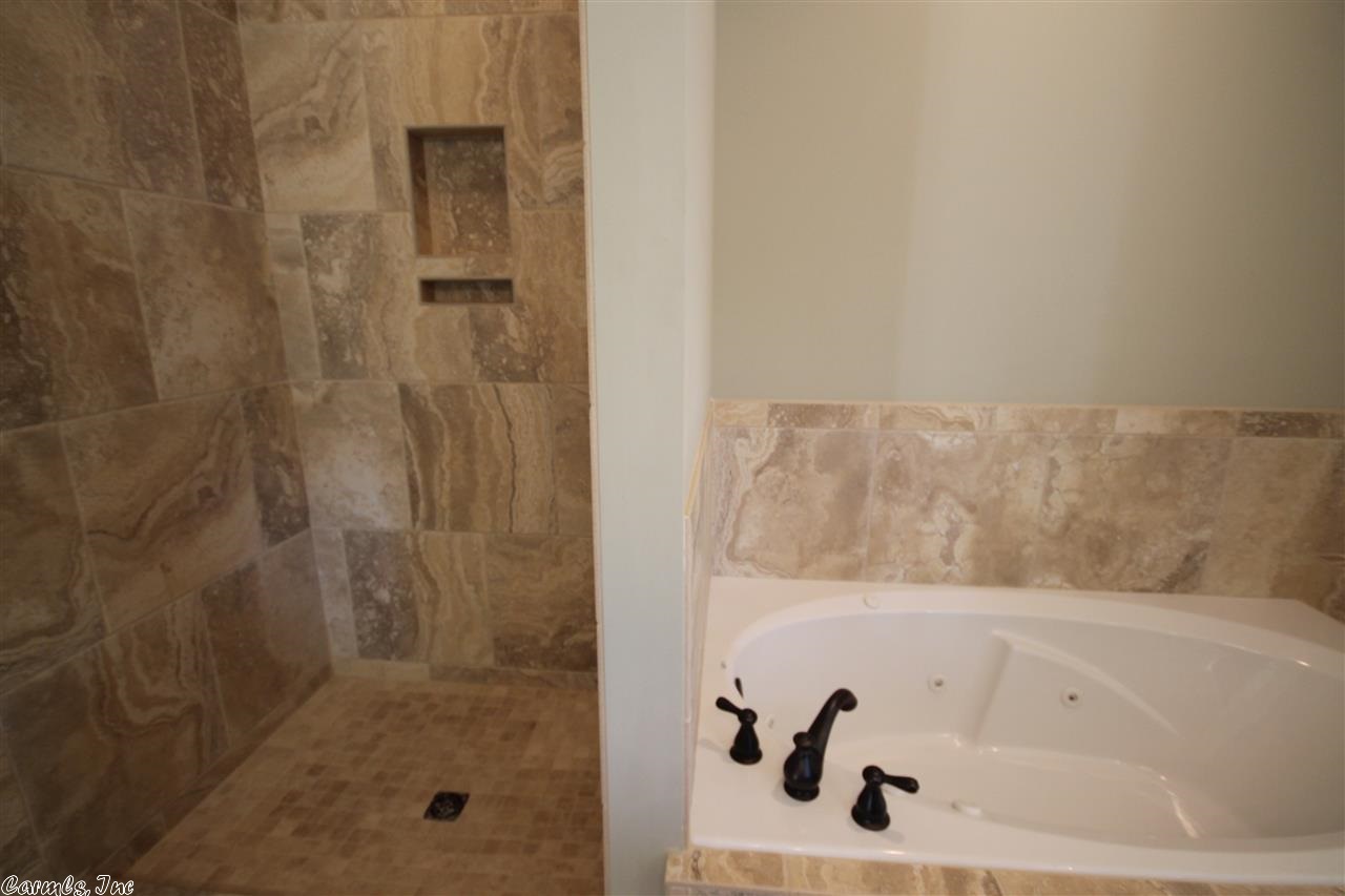 BISHOP PLACE - LITTLE ROCK - Residential