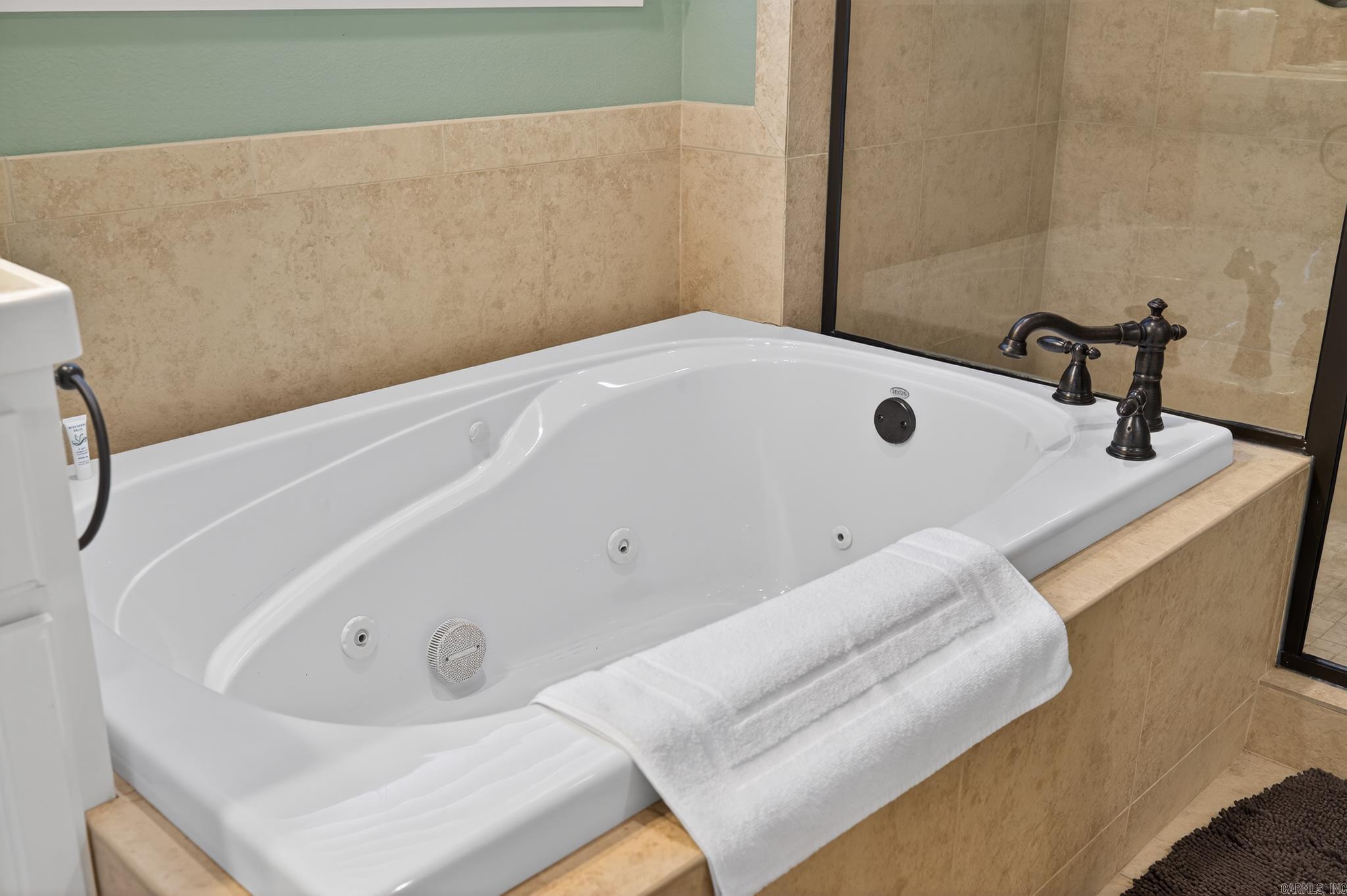 Cresta - Residential