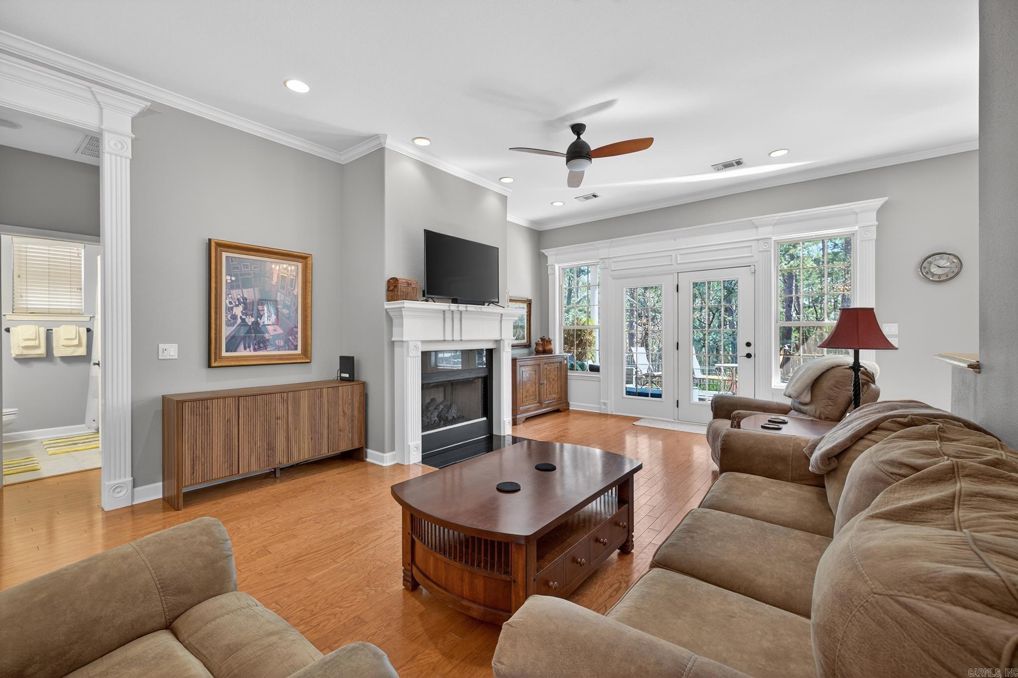 Cresta - Residential