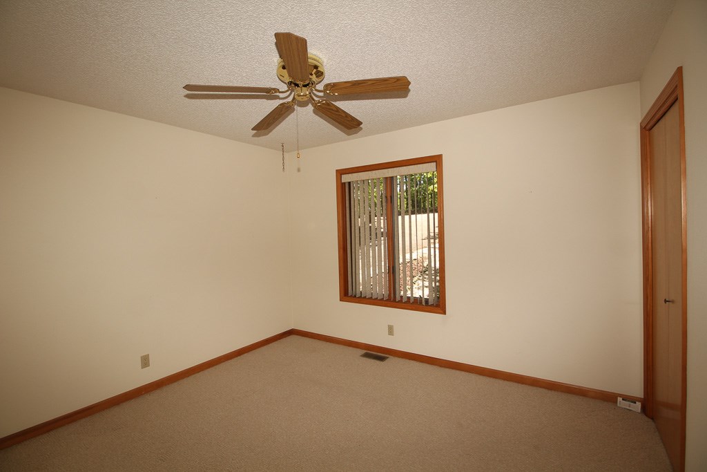 Mariposa - Residential