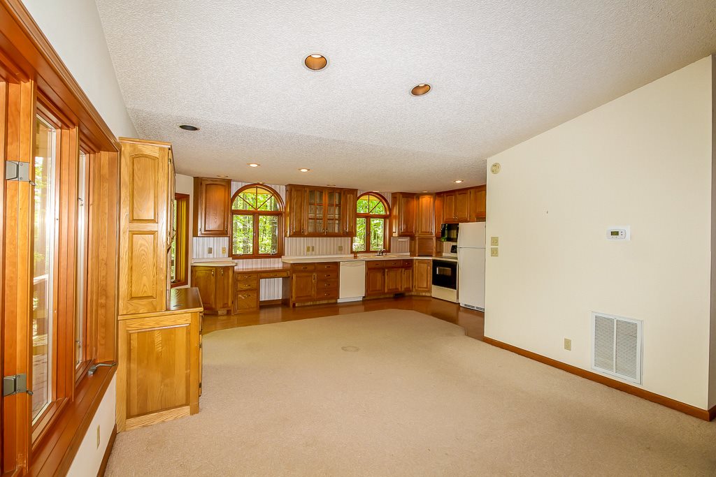 Mariposa - Residential