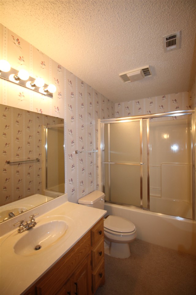 Mariposa - Residential