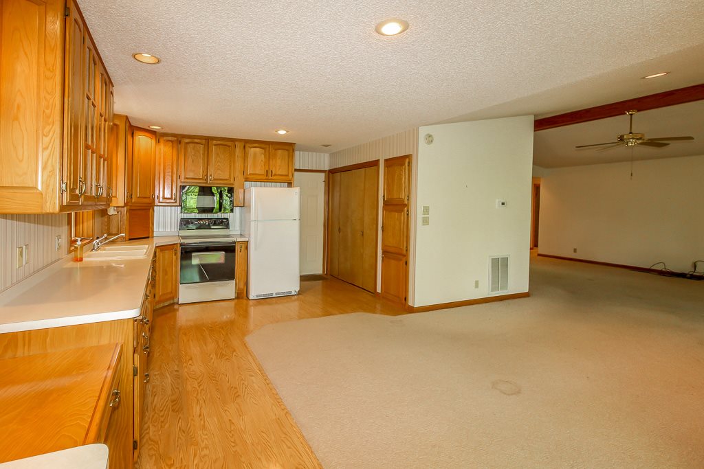 Mariposa - Residential