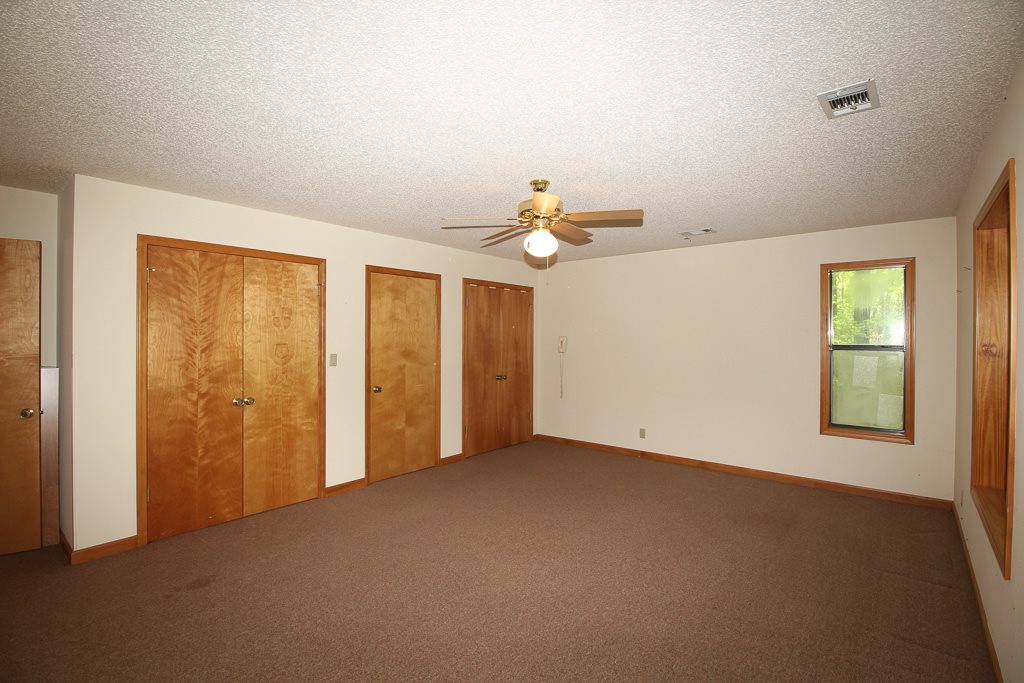 Mariposa - Residential