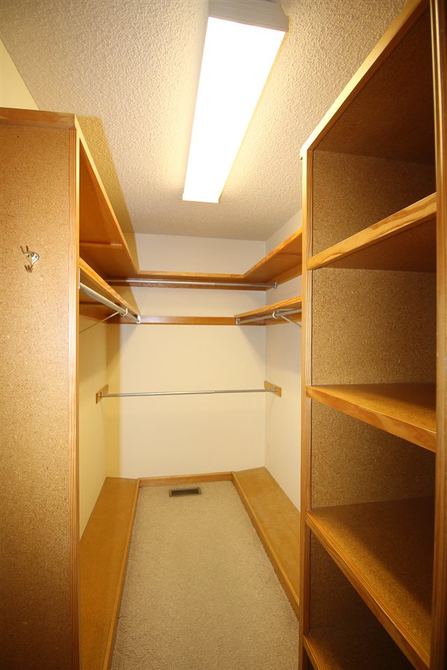 Mariposa - Residential