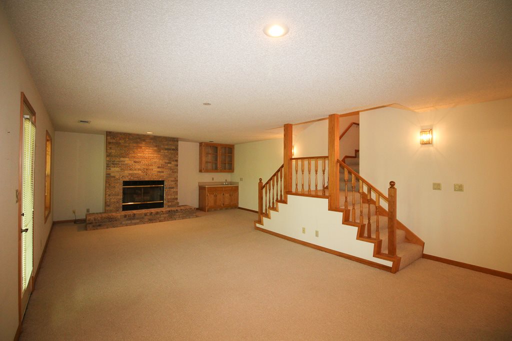 Mariposa - Residential