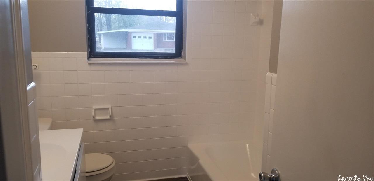 Hickman & Mcconnell - Residential Lease