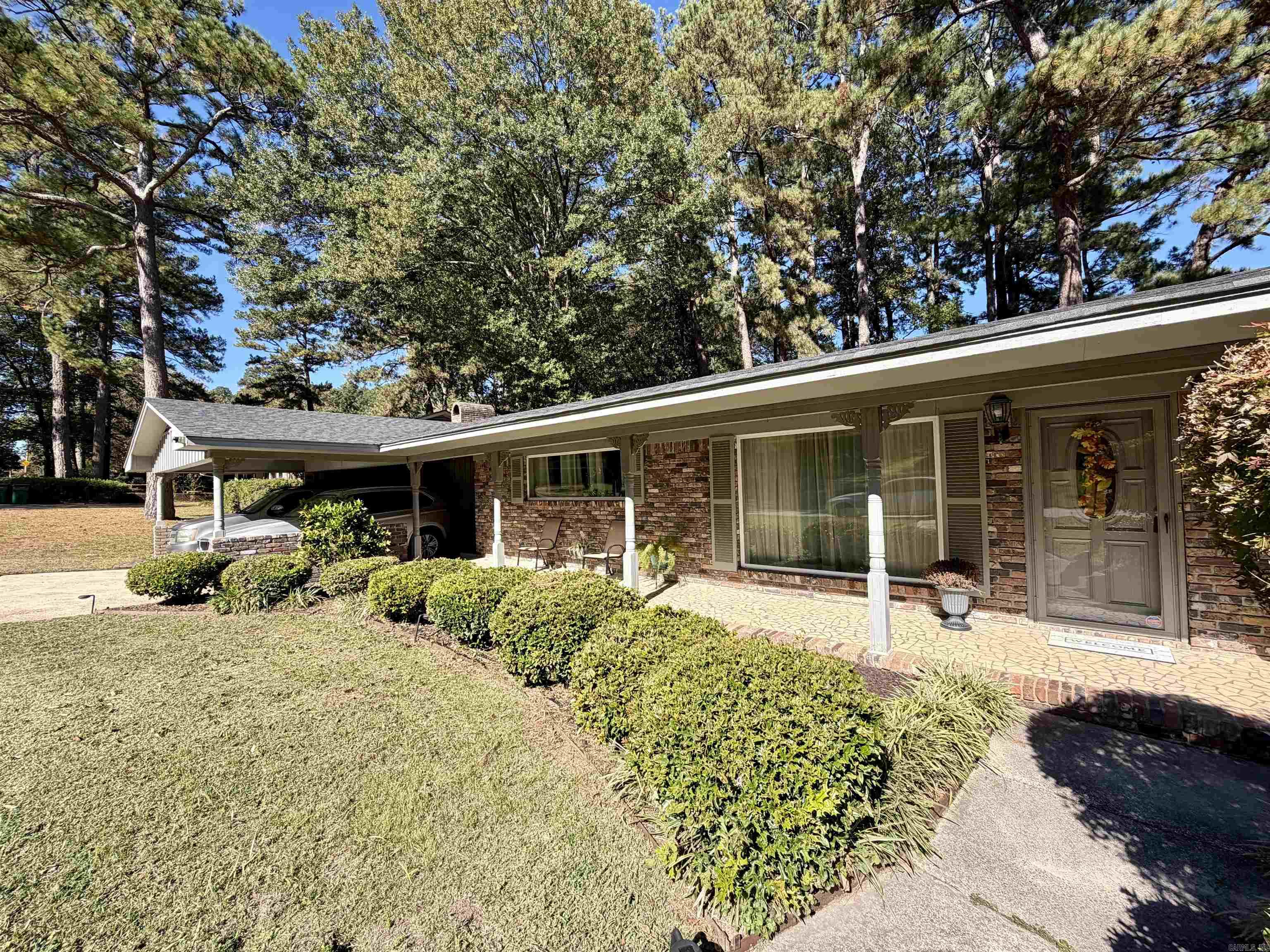 Raquet Club - Residential