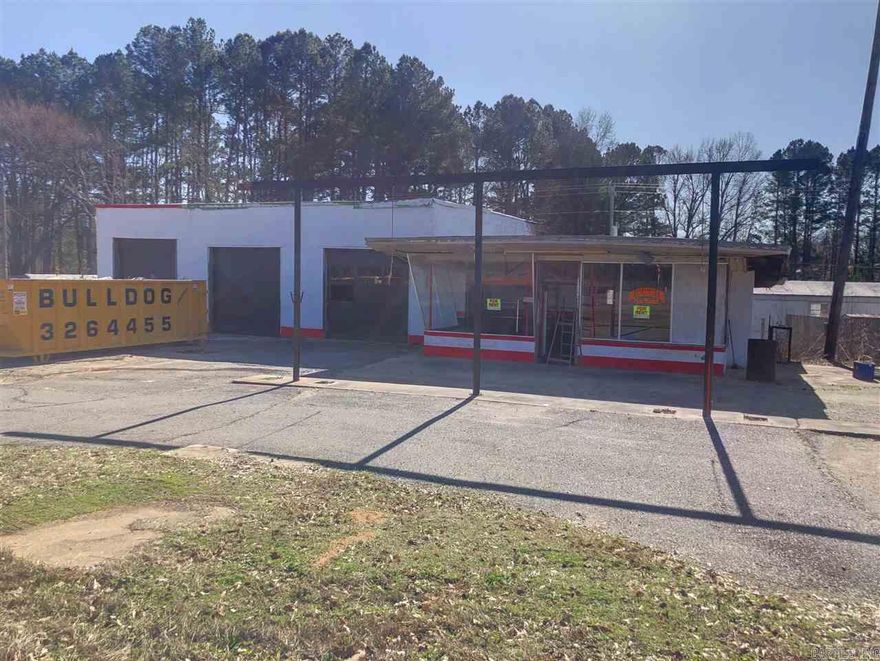 Tenant wanted, will fix to suit.