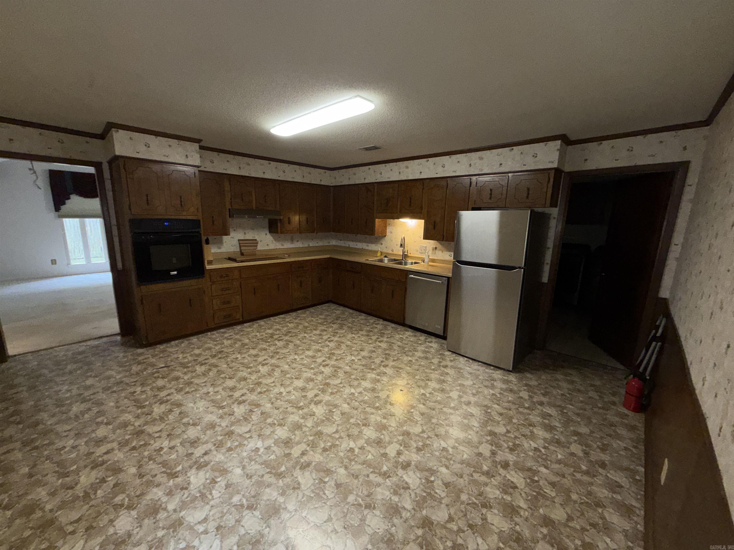 OTTER CREEK COMMUNITY - Residential