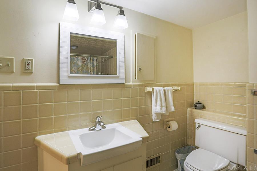 SHANNON HILLS s - Residential