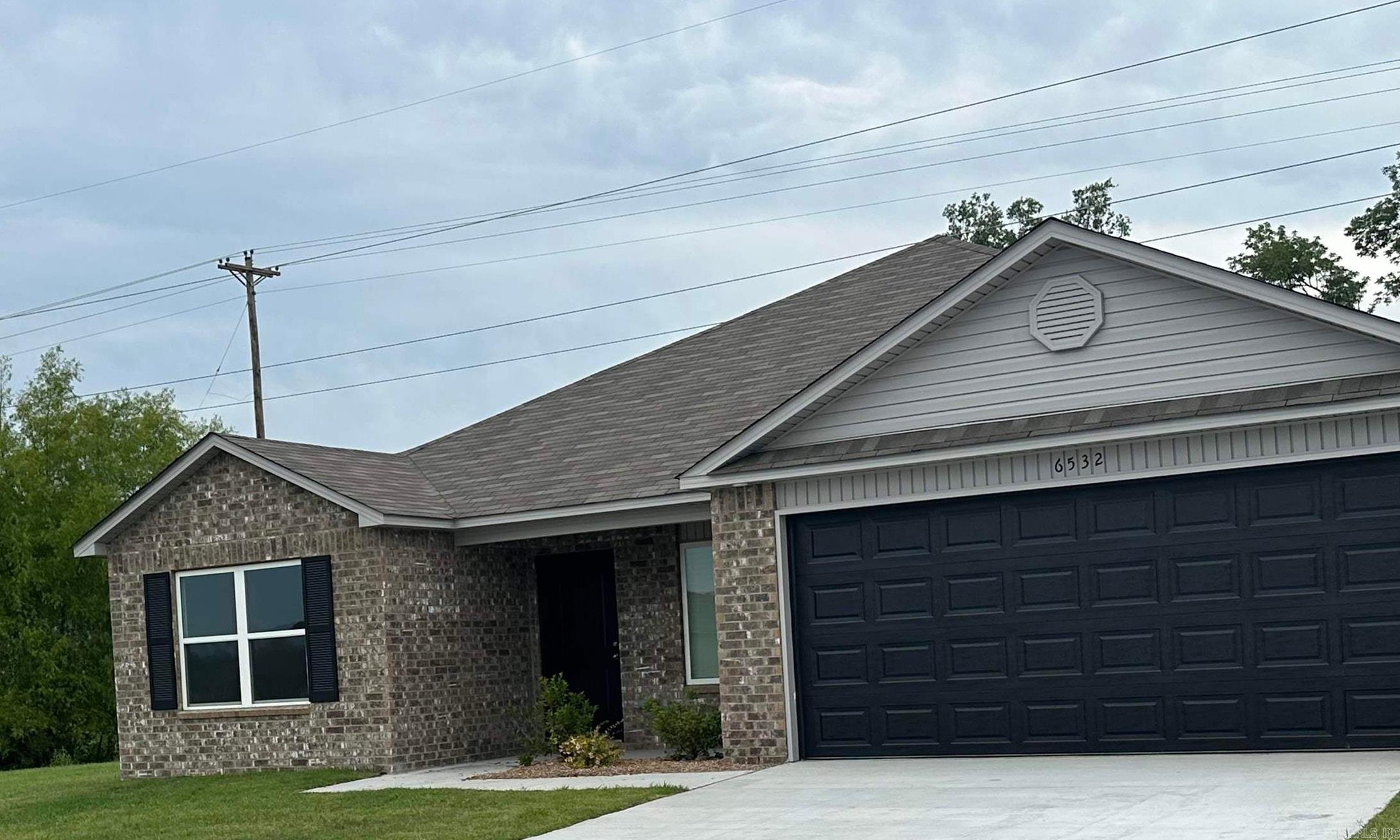 TRAMMEL ESTATES - Residential