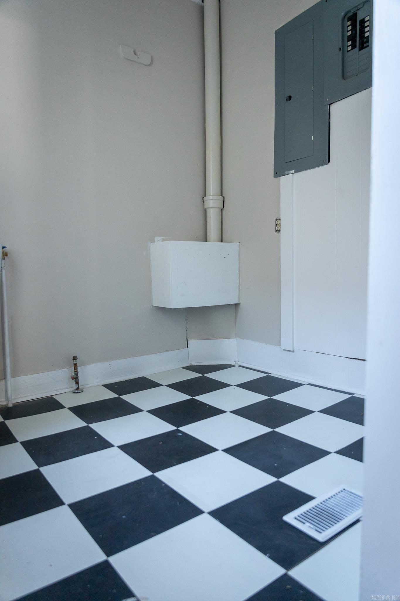 Monticello Original - Residential Lease