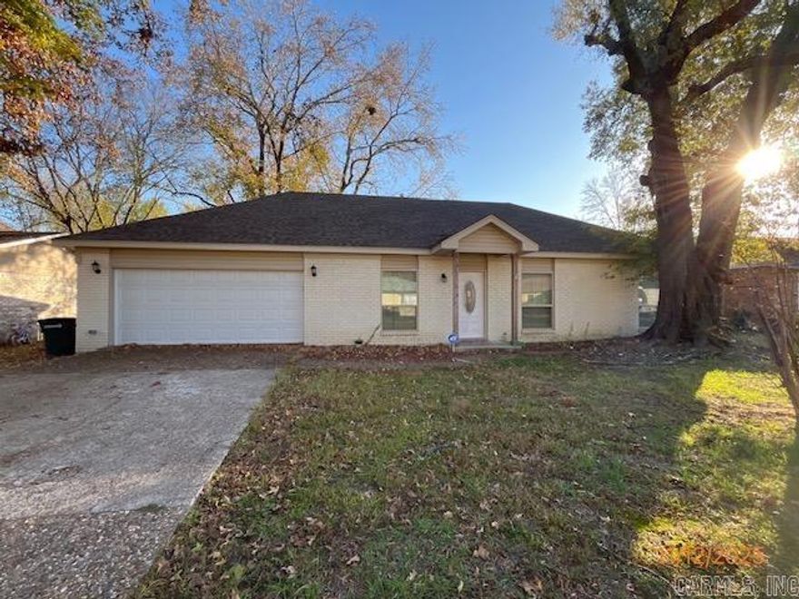 Located off of JACKSONVILLE CUTOFF and CEDARIDGE features this 3 br/2ba  brick home with enclosed double garage. The updated back room to the backyard is a nice bonus. The following flood zone information has been obtained for the property. Flood Zone Designation: X. property was built prior to 1978 possible lead base paint exist. Seller does not pay customary closing costs: including title policy, escrow fees, survey or transfer fees. Proof of funds required on cash transactions Lender Pre-Approval letter for financed offers dated within last 30 days). Seller is Secretary of Veterans Affairs. This property may qualify for Seller Financing (Vendee). Property sold As Is.