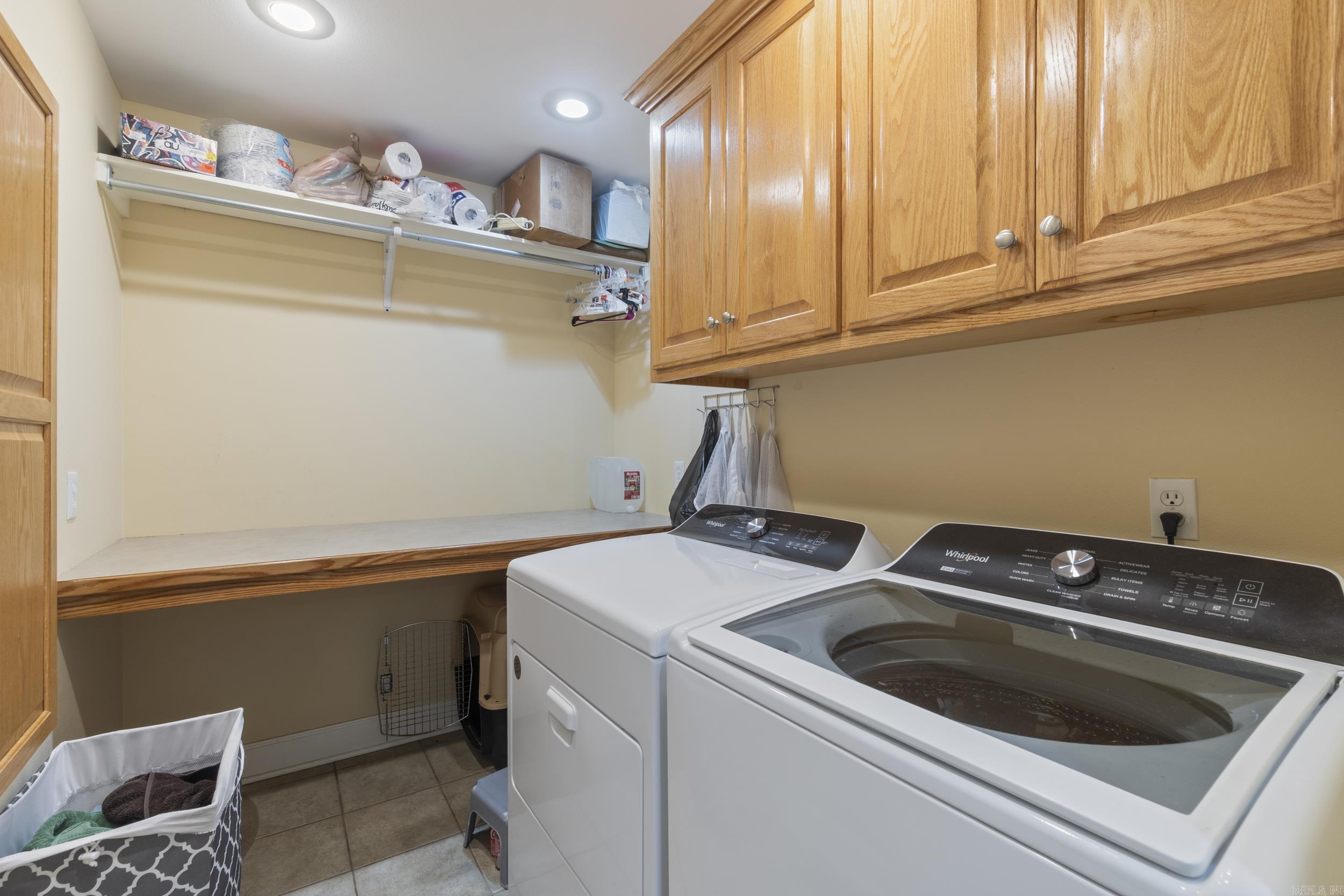 HUNTINGTON PLACE - Residential