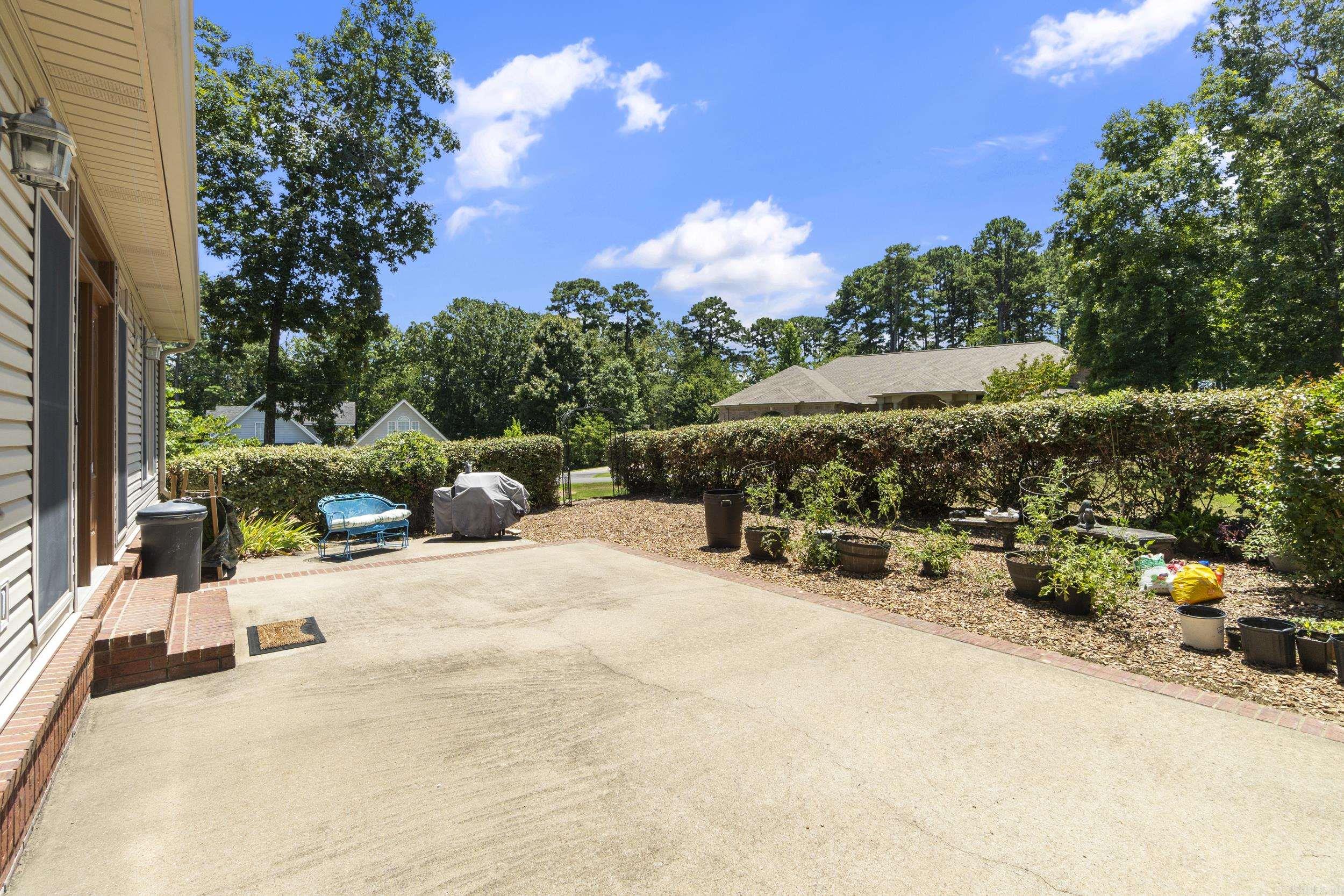 HUNTINGTON PLACE - Residential