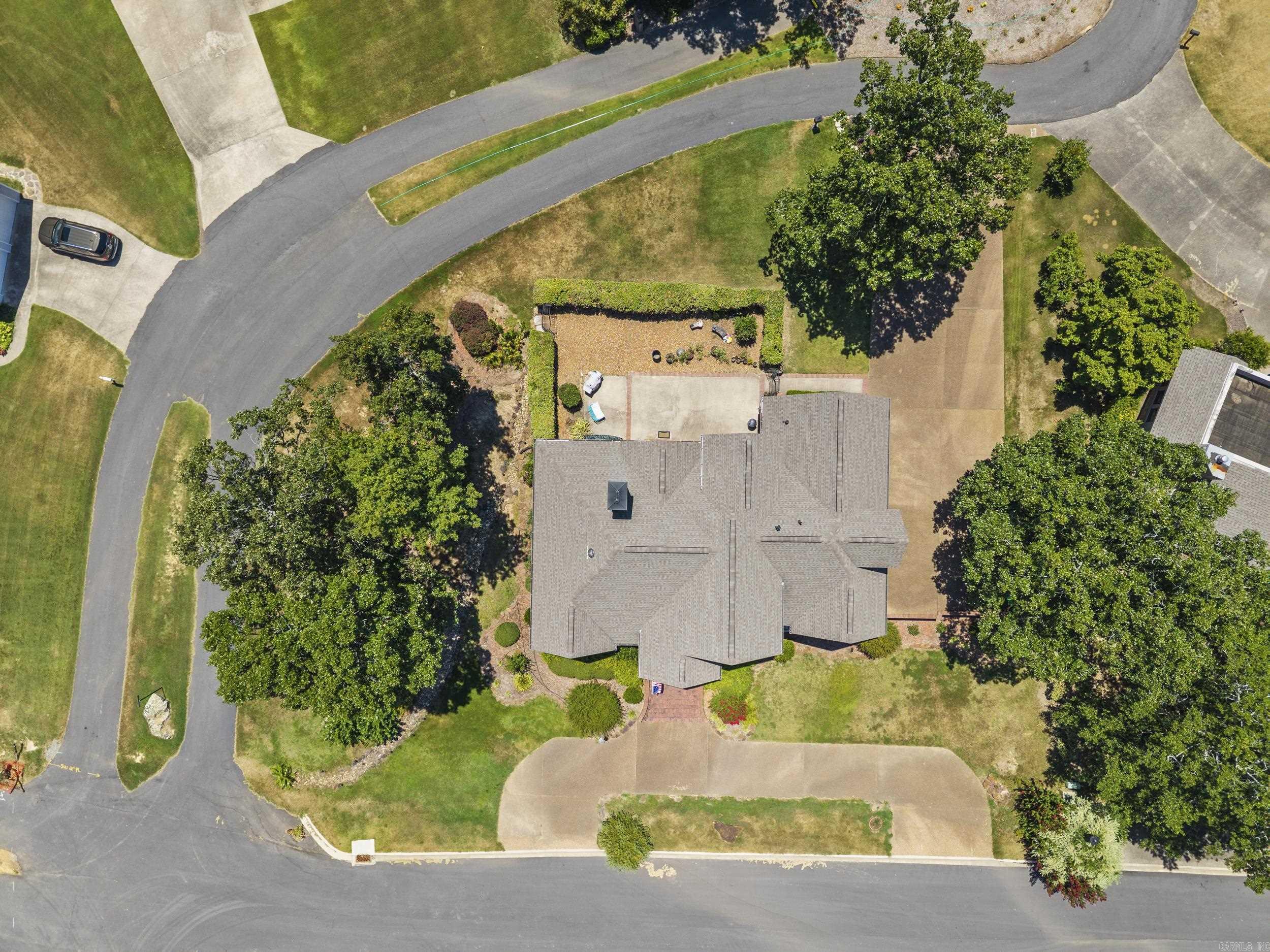 HUNTINGTON PLACE - Residential