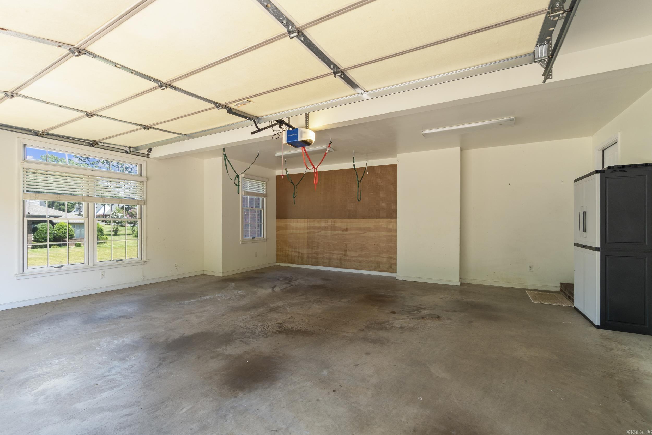 HUNTINGTON PLACE - Residential
