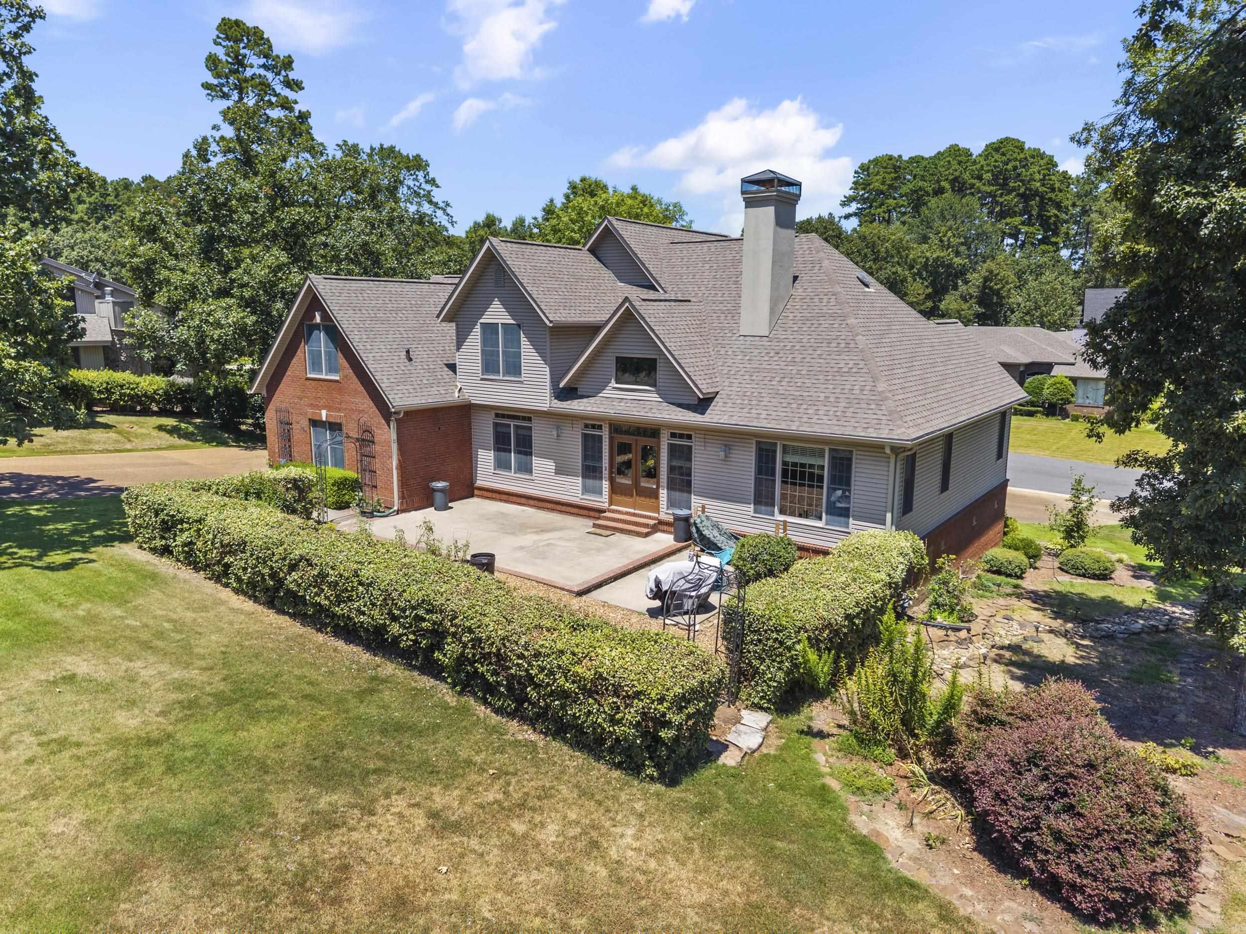 HUNTINGTON PLACE - Residential