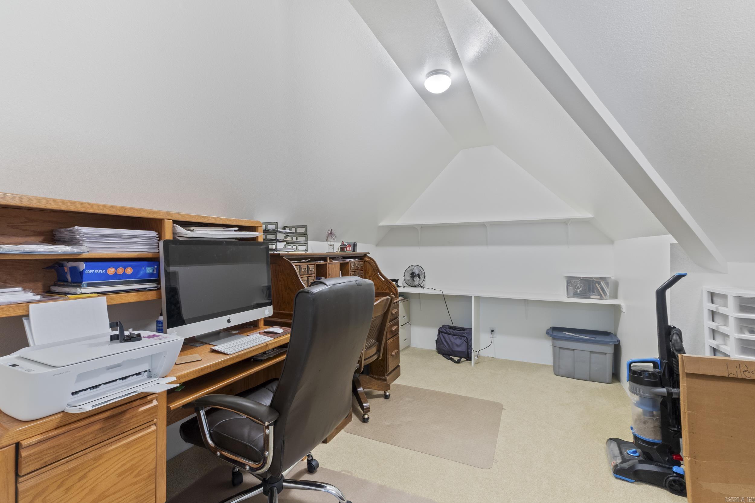 HUNTINGTON PLACE - Residential