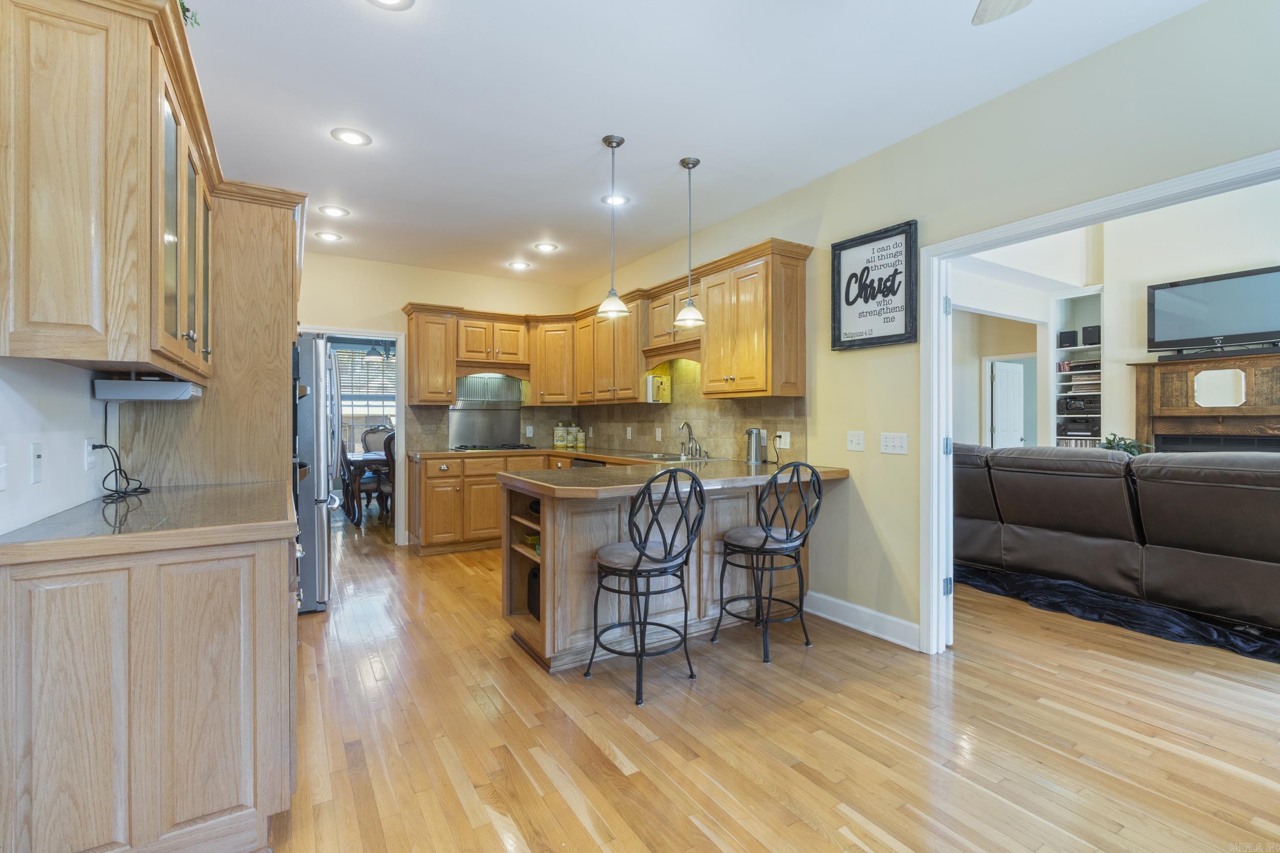 HUNTINGTON PLACE - Residential