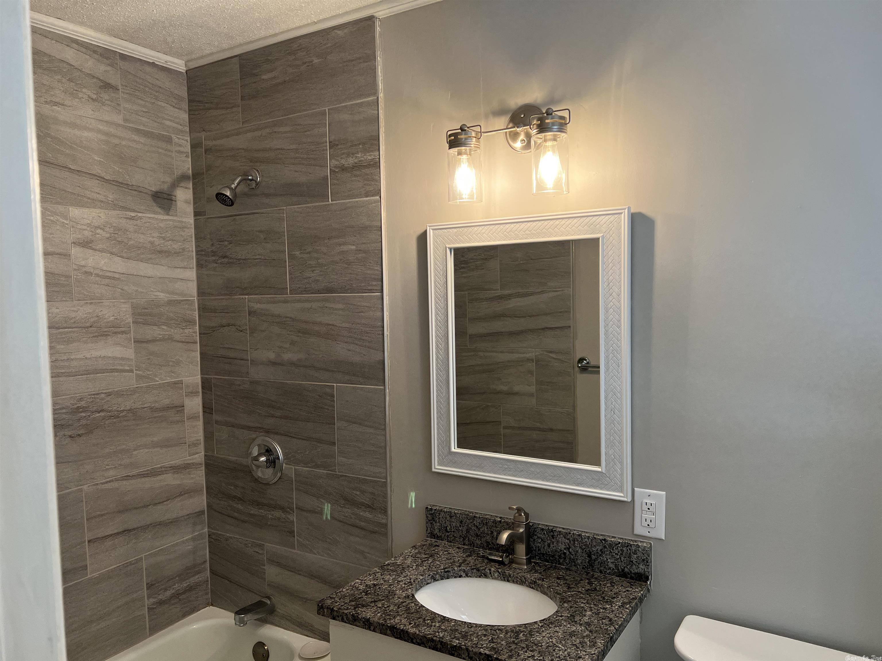 Conway Manor - Residential Lease