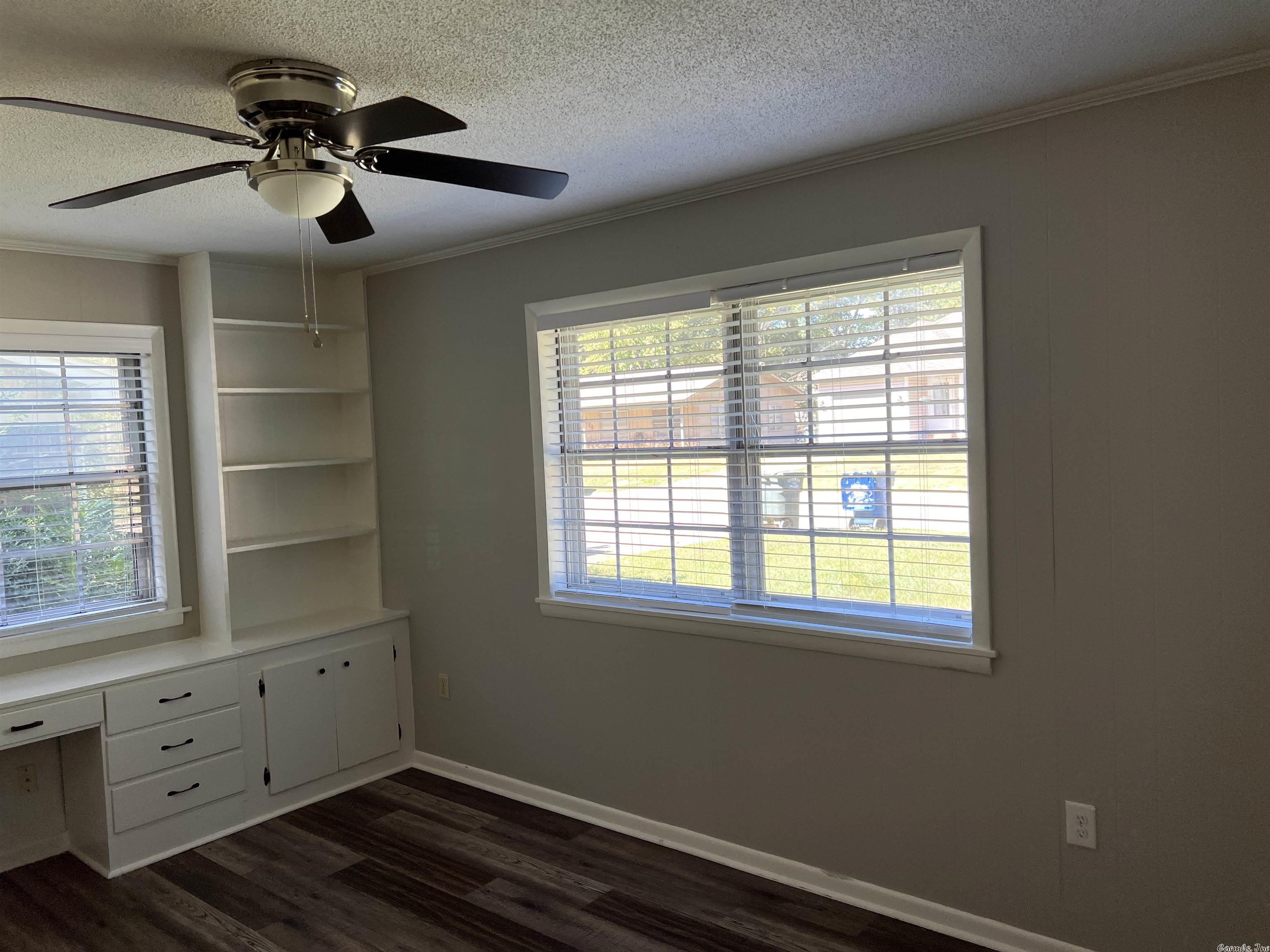 Conway Manor - Residential Lease