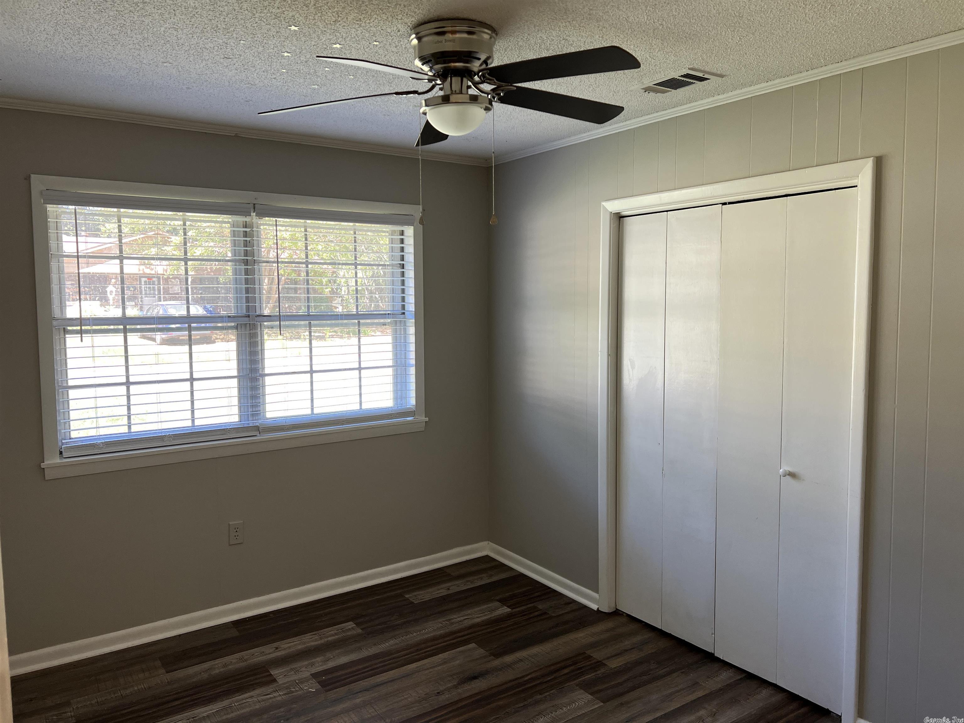 Conway Manor - Residential Lease