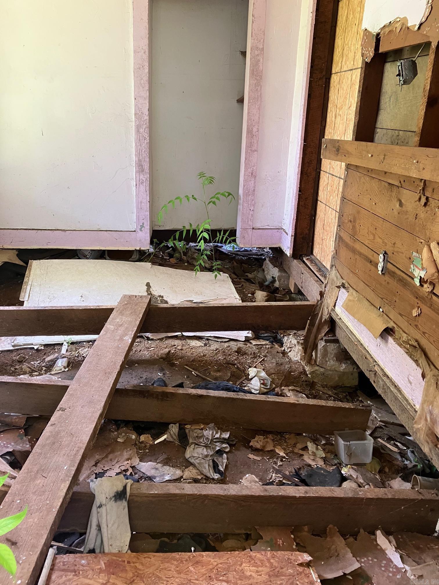 MENA ORIGINAL - Residential