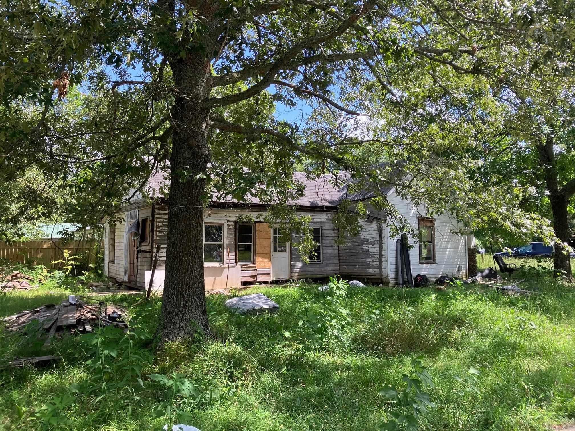 MENA ORIGINAL - Residential