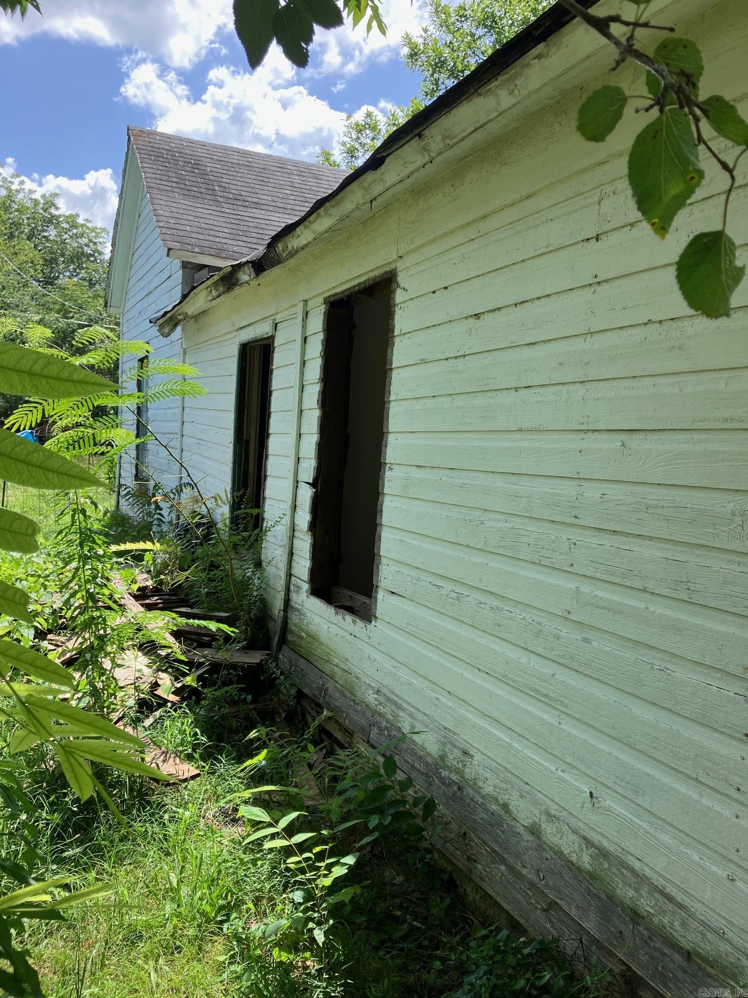 MENA ORIGINAL - Residential