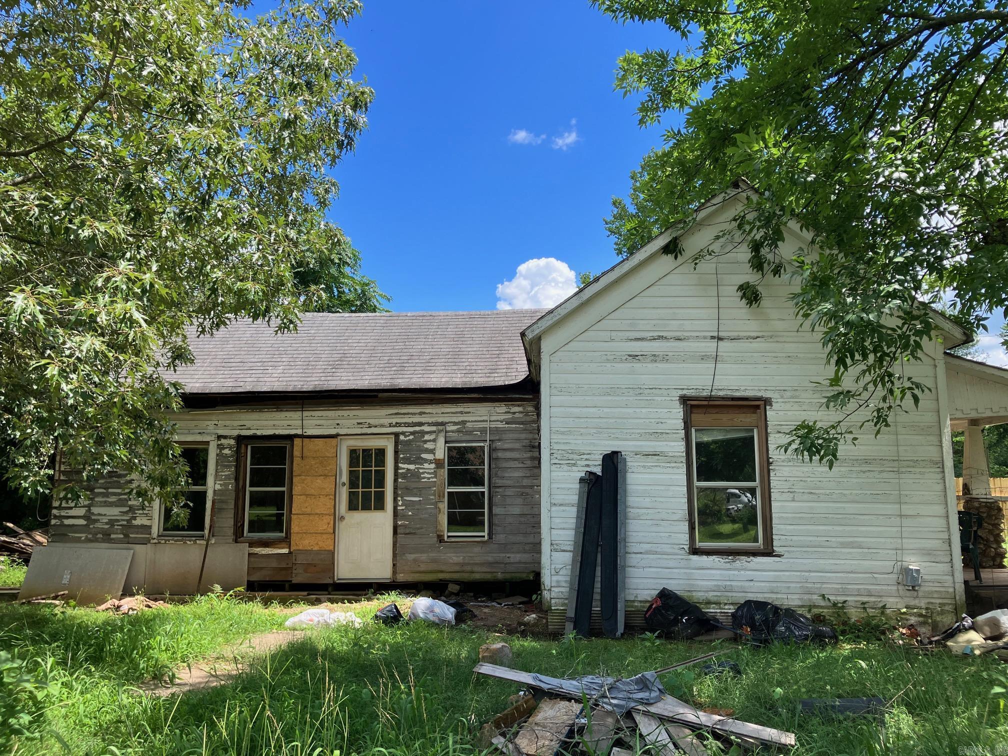 MENA ORIGINAL - Residential