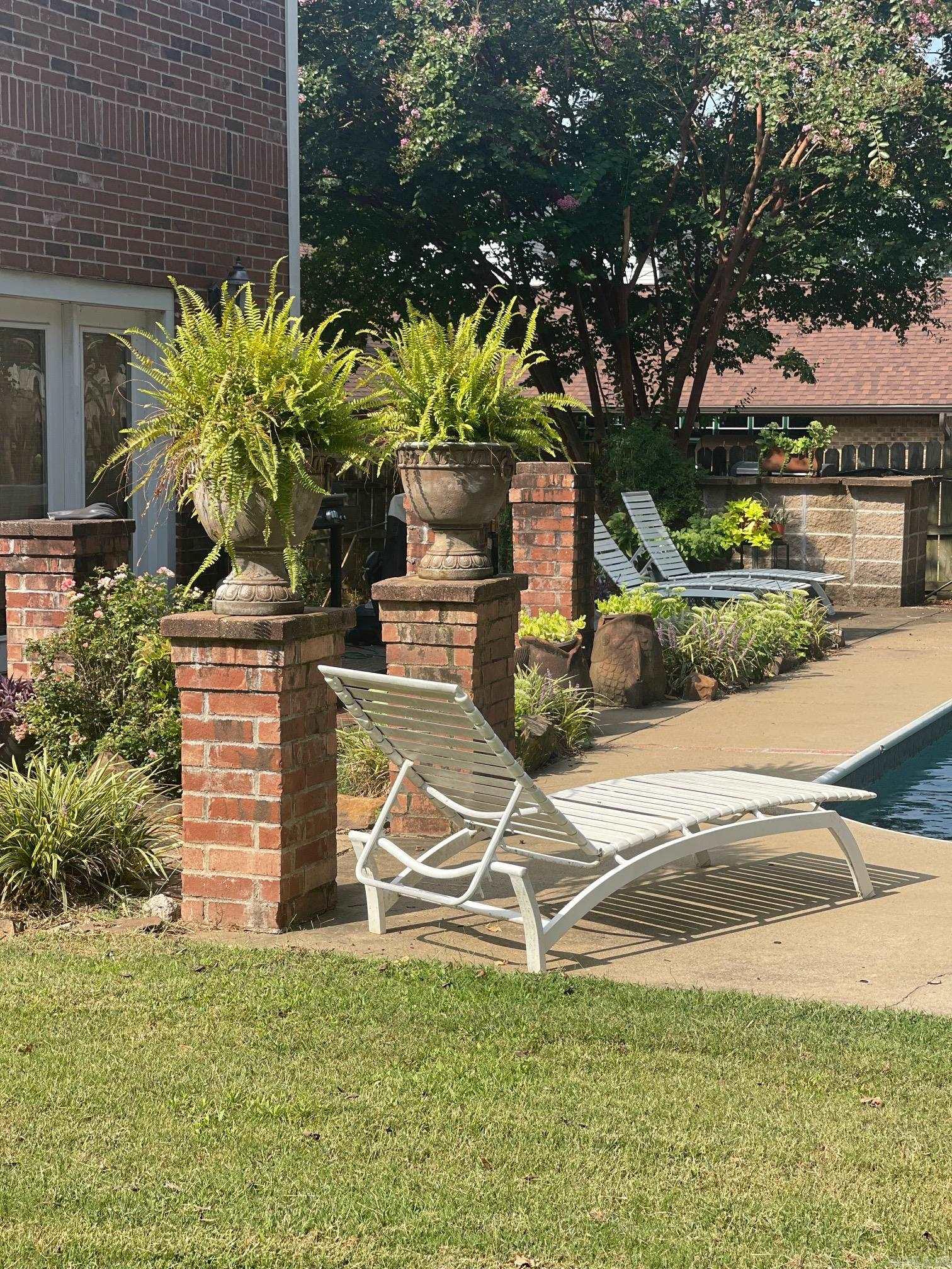 RIVER OAKS - Residential