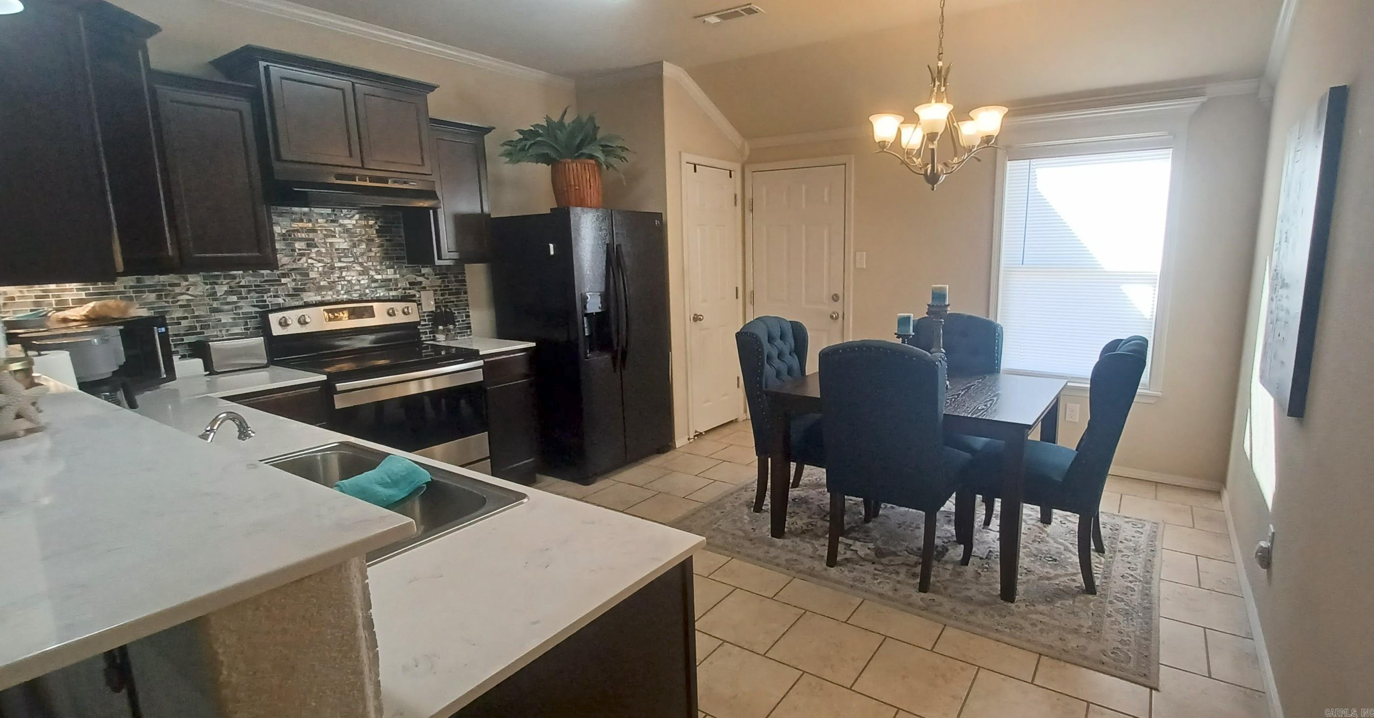 TRAMMEL ESTATES - Residential