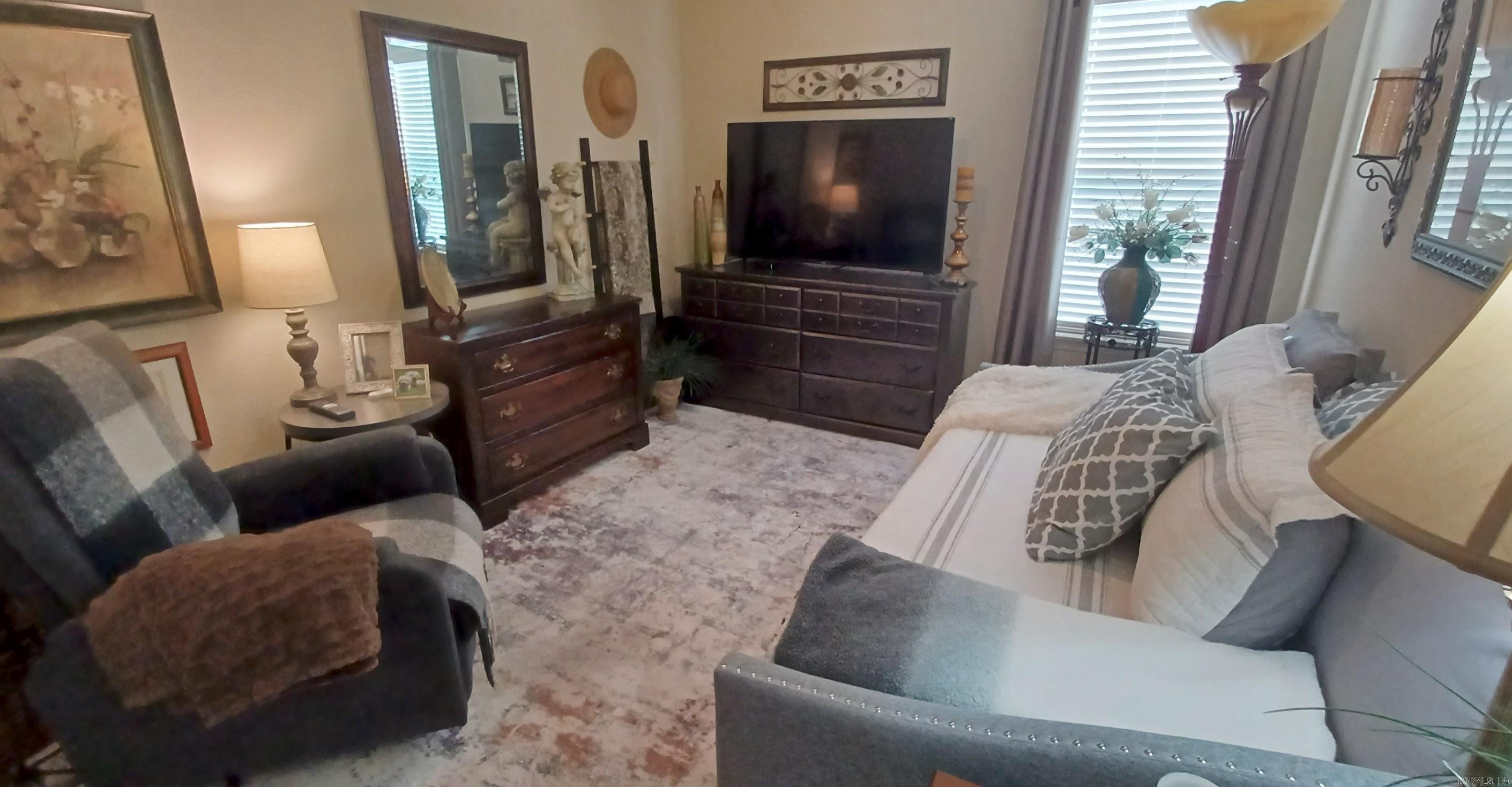 TRAMMEL ESTATES - Residential