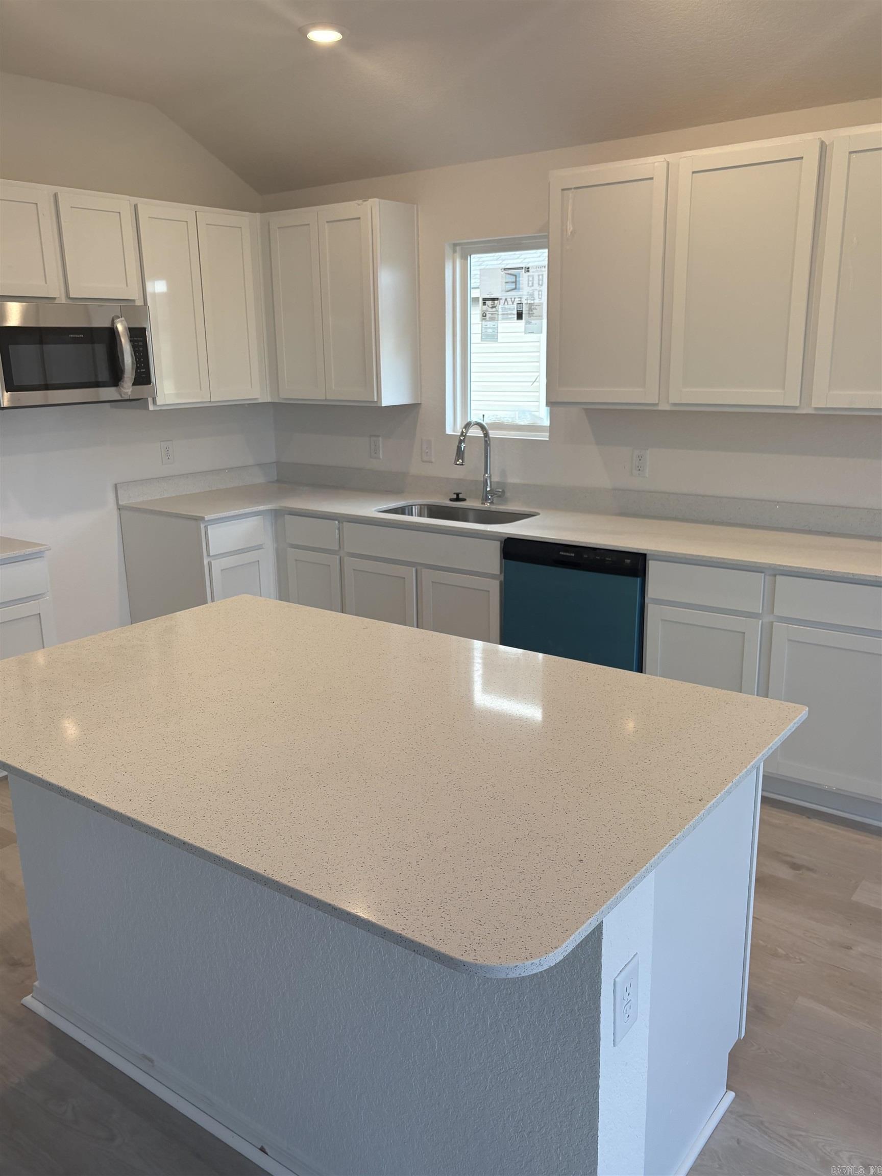 HILL FARM - Residential