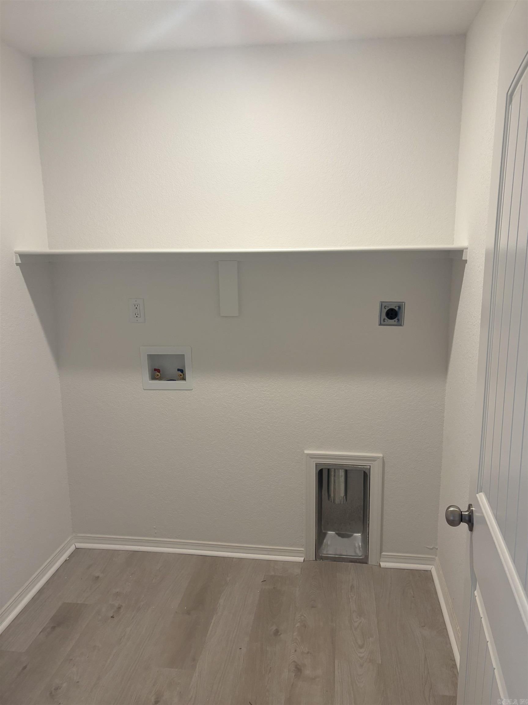 HILL FARM - Residential