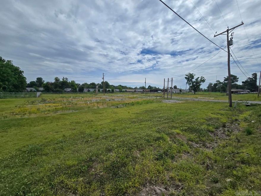 This property consists of 7 lots totaling 1.80+/- acres. There are 14 power meters, and 14 water meters on the property. It would be ideal for new homes, or mobile homes.