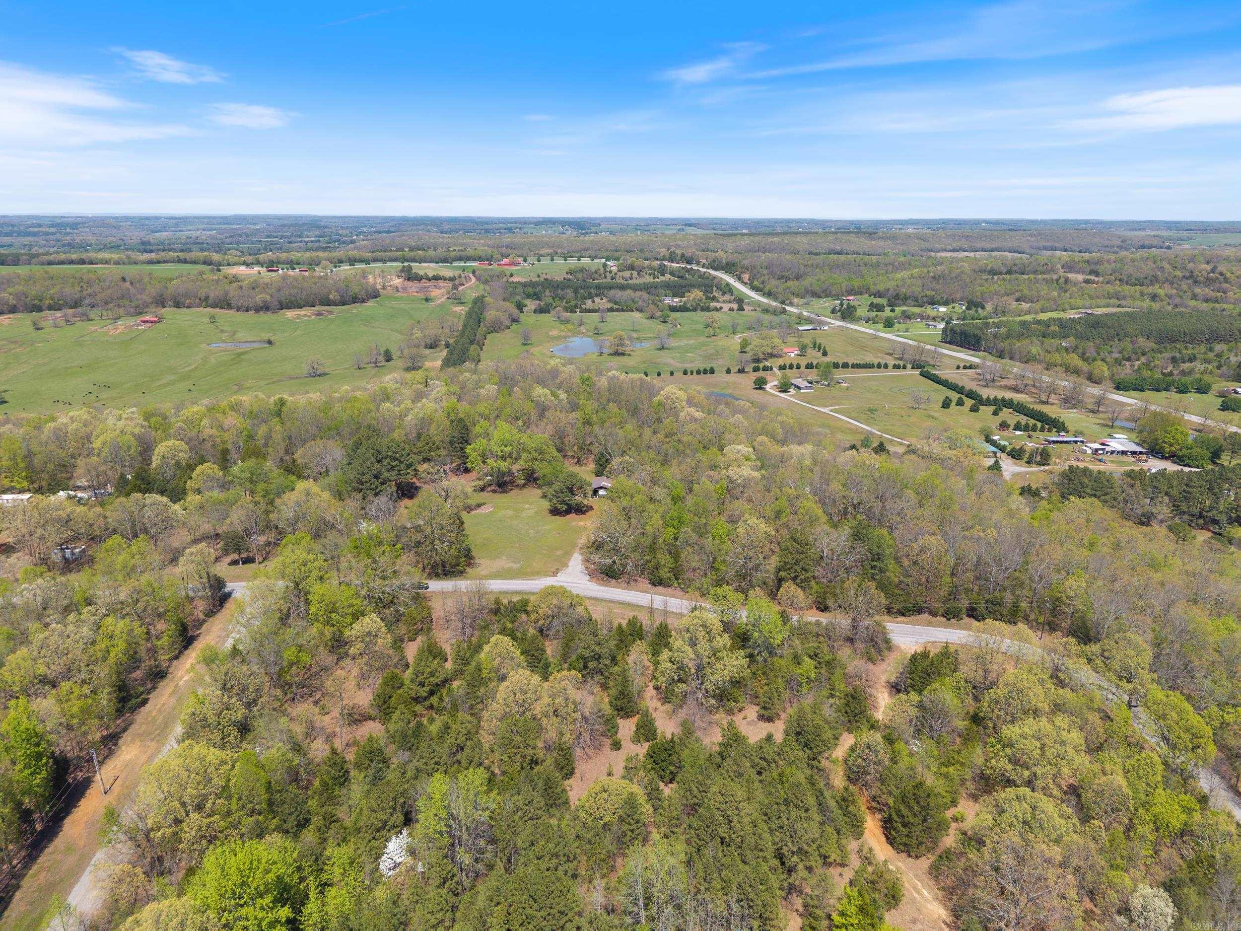 Metes & Bounds - Land