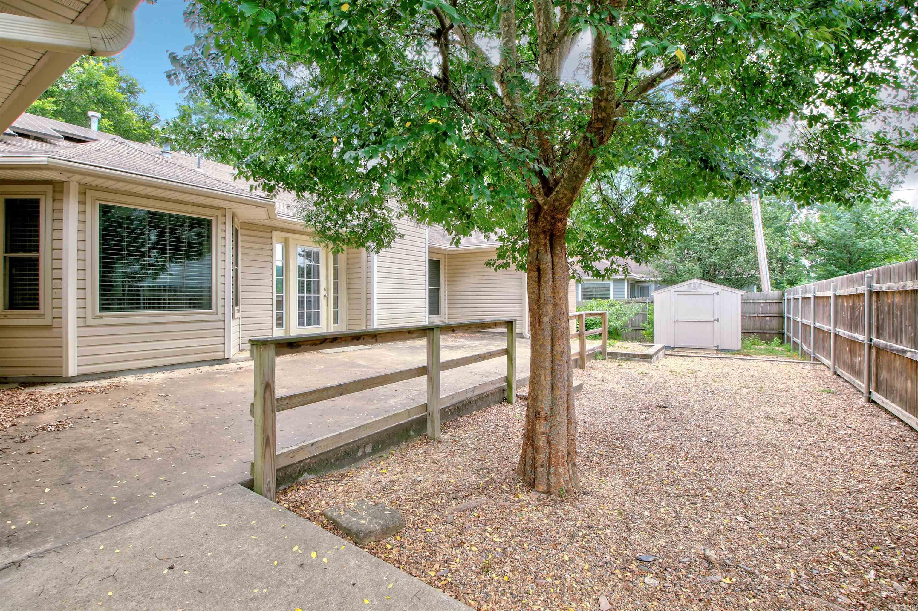 PARKWAY PLACE - Residential