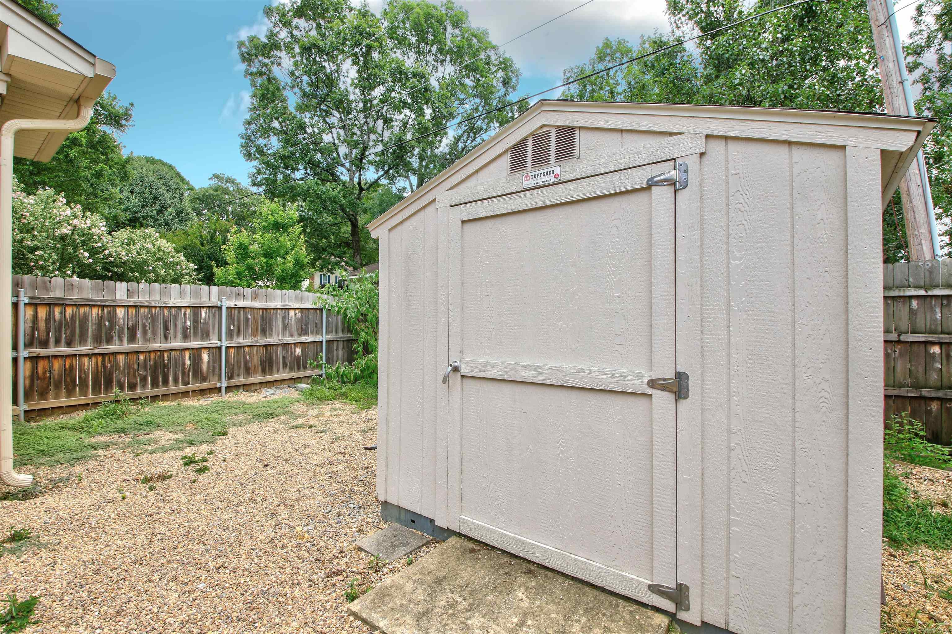 PARKWAY PLACE - Residential