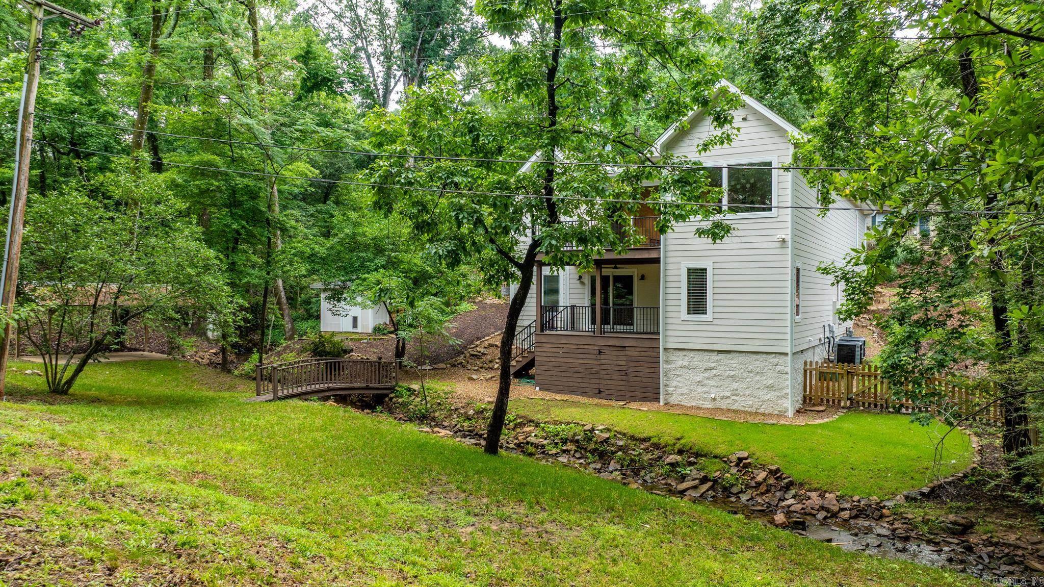 HOLLYWOOD - Residential