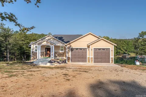 MLS: 25013736